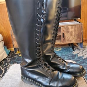 Women's Dr. Marten Knee Hi boots
